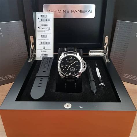 Panerai luminor GMT 3days pam 321 0 series 2012 